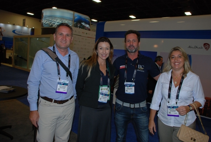 PAULO FITZPATRICK, DA SHOREXPLORATIONS, MARIEL TAMBOSI E EDISON ANDRADE, DE BALNEÁRIO CAMBORIU, E CLAUDIA MAGALHÃES, DA SHOREXPLORATIONS PAULO FITZPATRICK, DA SHOREXPLORATIONS, MARIEL TAMBOSI E EDISON ANDRADE, DE BALNEÁRIO CAMBORIU, E CLAUDIA MAGALHÃES, DA SHOREXPLORATIONS
