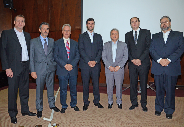 Affonso Nina, Brunno Bernardes, Luis Vabo, Rubens Schwartzmann, Carlos Prado, Eduardo Vasconcellos, e Sérgio Linares Vieira