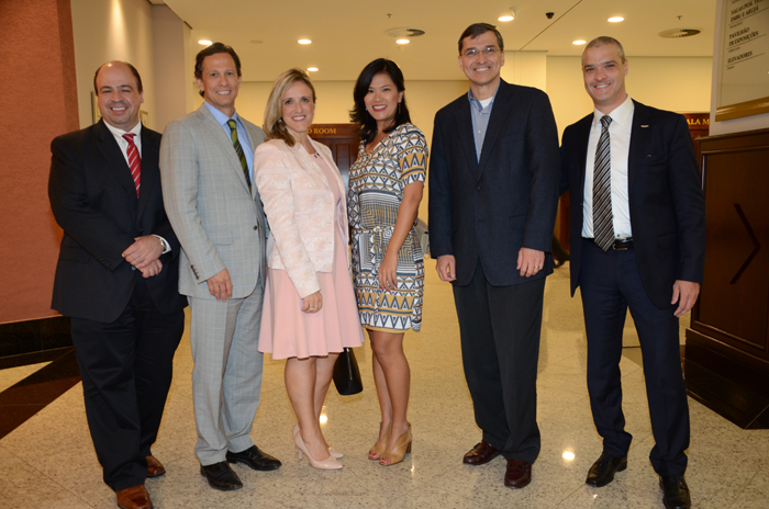 Alex Savic, Jake Cefolia, Lucimara Reis, Cibele Narazaki, Fred Thome e Guilherme Dal Secco, da United