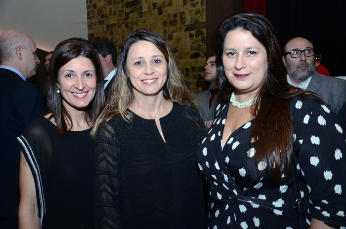 Andrea Gabel, de ST. Petersburg, Claudia Lobo, do Visit Orlando, e Rafaela Gross Brown, da Wolf