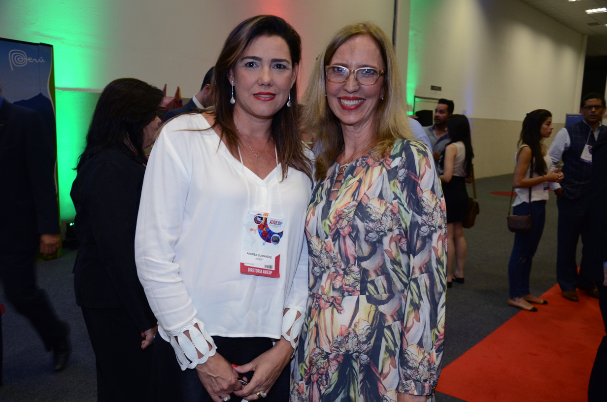 Andrea Guimarães, da Perfil Viagens, e Lilian Alba, da Lilitur