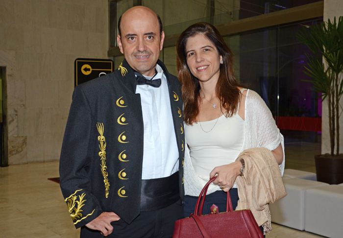 Antonio Dias, do Royal Palm, e a esposa Ana Carolina Antonio Dias, do Royal Palm, e a esposa Ana Carolina