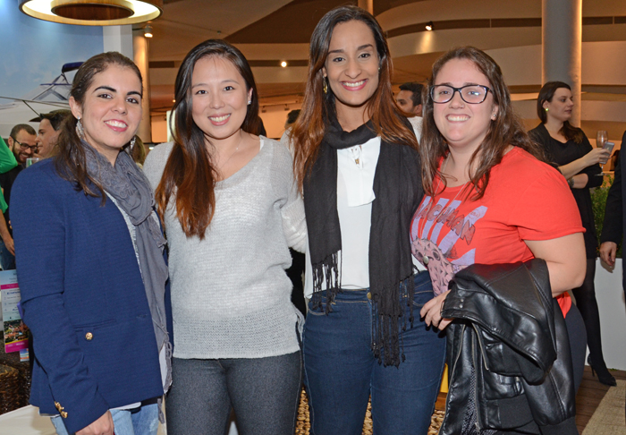 Ariane Santos, da Braztoa, Marcia Akiko, do Visit Florida, Dandara Soares e Camila Prazeres, da Braztoa