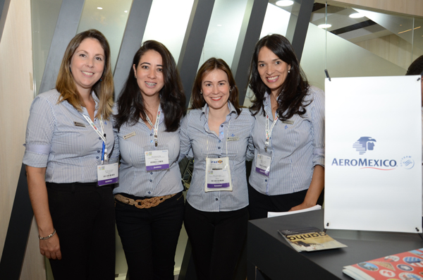 Bruna Freitas, Mariana Higa, Carla Marin e Marli da Silva, da Aeromexico