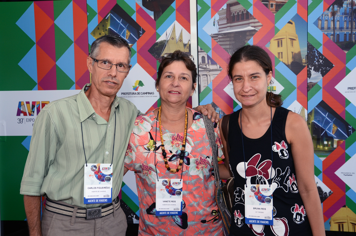 Carlos Figueirêdo, Vanete Reis e Bruna Reis, da VC Turismo Carlos Figueirêdo, Vanete Reis e Bruna Reis, da VC Turismo