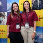 Carolina Tavares e Karina Bastos, da Singapore Airlines