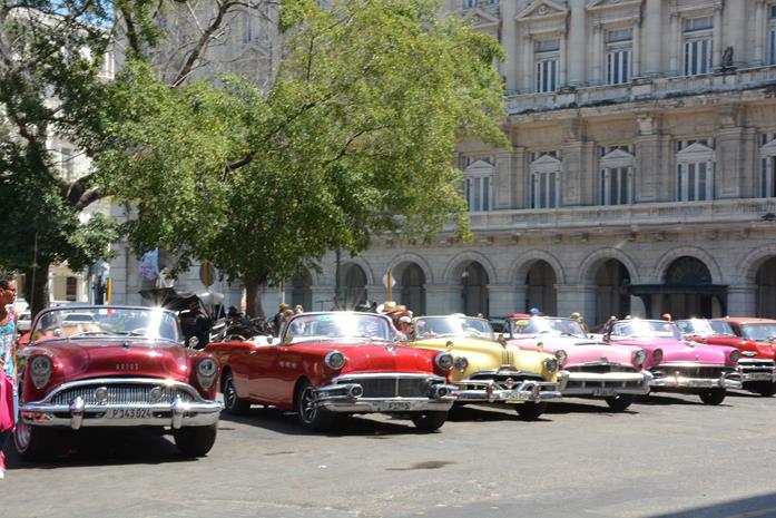 Charme da cidade está nos carros da década de 50