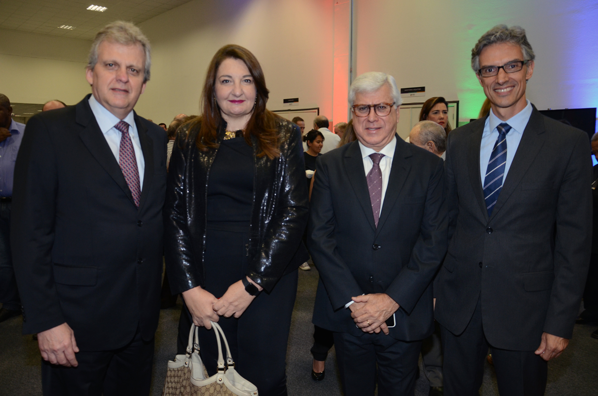 Edmar Bull, presidente da Abav Nacional, Magda Nassar, presidente da Braztoa, Juarez Cintra Filho, da Ancoradouro, e Marcos Ferraz, da Clia Abremar
