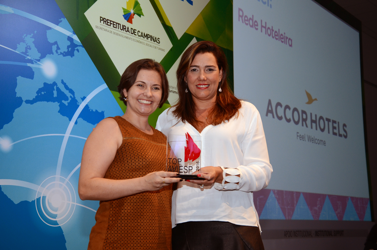 Eliana Ribon, da Accor Hotels, e Andréa Guimarães, da Aviesp Eliana Ribon, da Accor Hotels, e Andréa Guimarães, da Aviesp