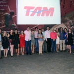 Equipe da TAM com dirtores da Ancoradouro