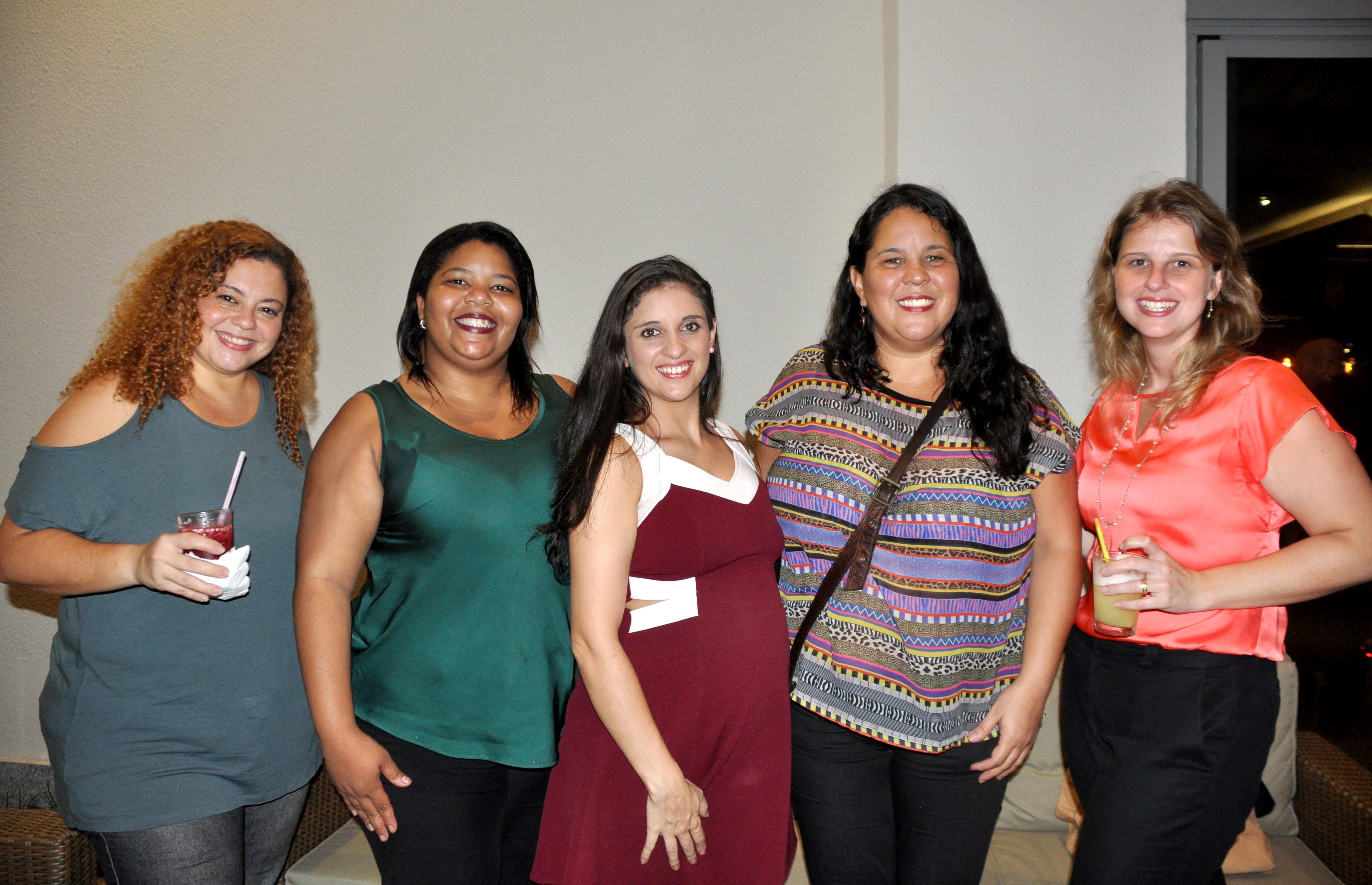 Fabiana Duarte, Luciana Rosa, Renata Cunha, da Flytour Express, Marcia Moreira, da CWT, e Nathalie Rommes, da Flytour Fabiana Duarte, Luciana Rosa, Renata Cunha, da Flytour Express, Marcia Moreira, da CWT, e Nathalie Rommes, da Flytour