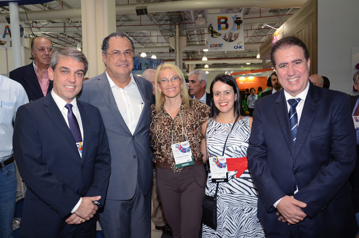 Fernando Santos, Samuel Ribeiro Rossilho, secretario municipal da Prefeitura de Campinas, Alexandra Caprioli, Juliana Assumpção, e Jonas Donizete, prefeito de Campinas