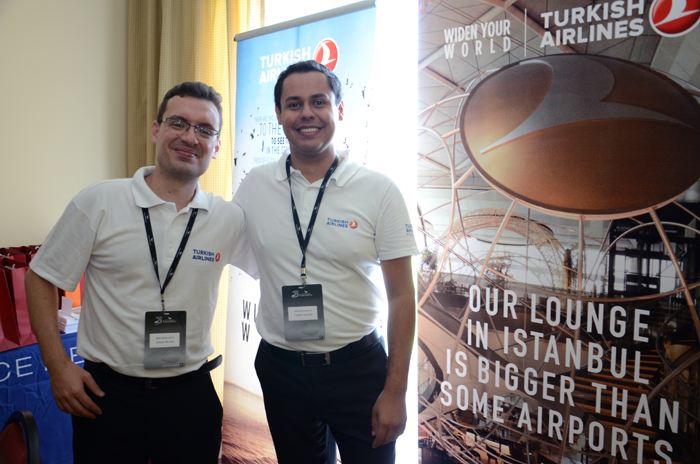 Jean Cavalcante e Douglas Araújo, da Turkish Airlines