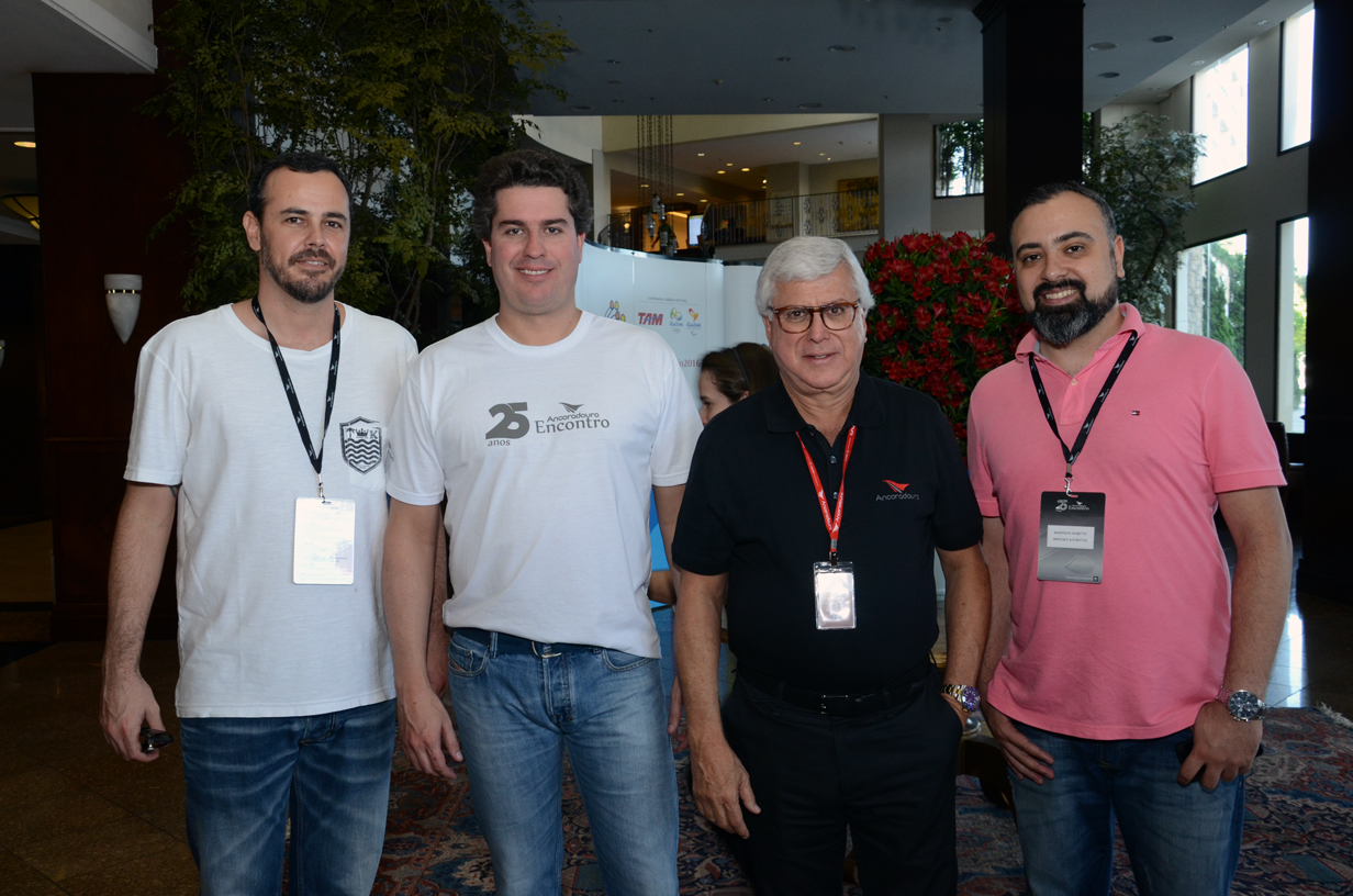 João Taylor, do M&E, Juarez Cintra Neto e Juarez Cintra Filho, da Ancoradouro, e Anderson Masetto, do M&E