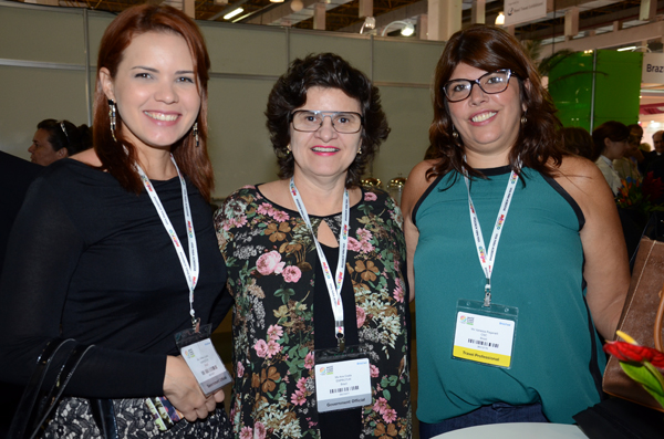 Juliska Azevedo e Ana Maria da Costa, da Emprotur, e Vanessa Paganelli, da CNC