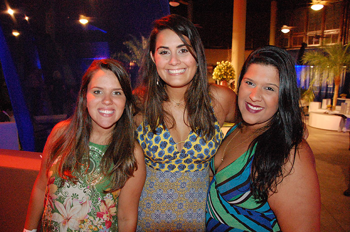 Luna Farias, da Iberostar, Graziela Barreto, da booking.com e Gláucia Melo, da Iberostar