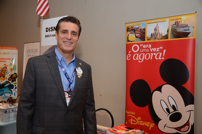 Patrick Yvars, da Disney Patrick Yvars, da Disney