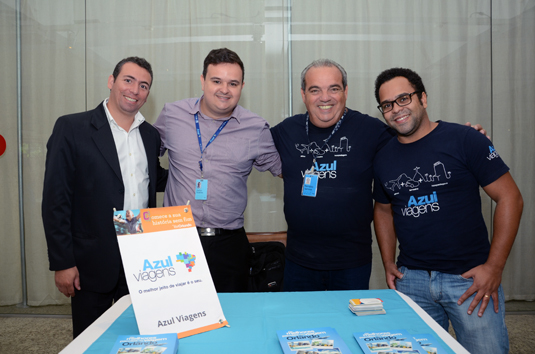 Ricardo Bezerra, Heitor Soares, Reinaldo Verrone e Alesson Porto, da Azul Viagens Ricardo Bezerra, Heitor Soares, Reinaldo Verrone e Alesson Porto, da Azul Viagens