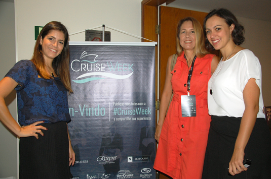 Shimene Asanuma e Manoela Andrade, da Qualitours com Silvia Mattos, da Polvani Tours (centro) Shimene Asanuma e Manoela Andrade, da Qualitours com Silvia Mattos, da Polvani Tours (centro)