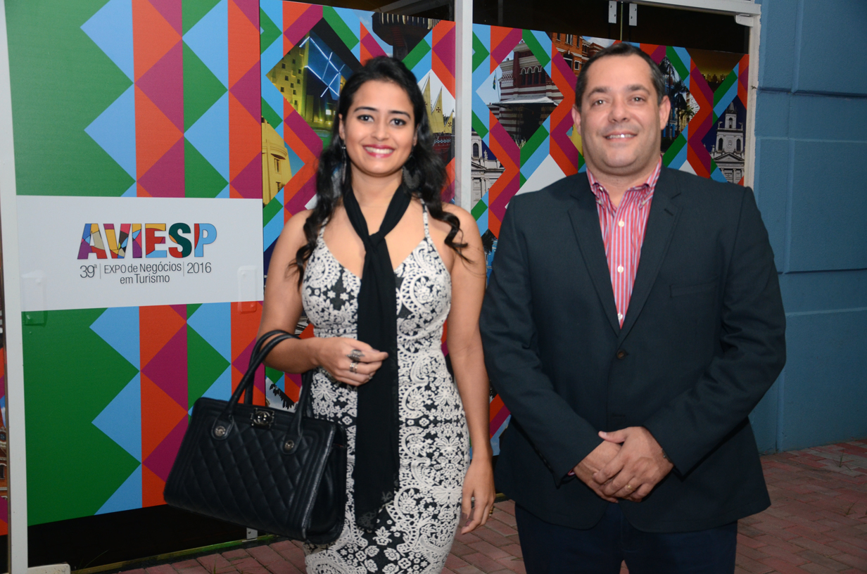 Thais Favalessa e Eduardo Munhoes, da WestCentral Operadora