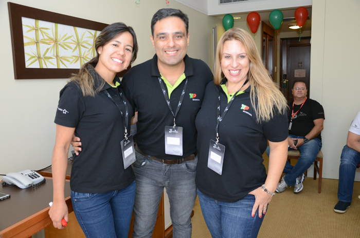 Ulysses Marcus Cortez, Claudia Marinaro e Adriana Tolentino, da TAP