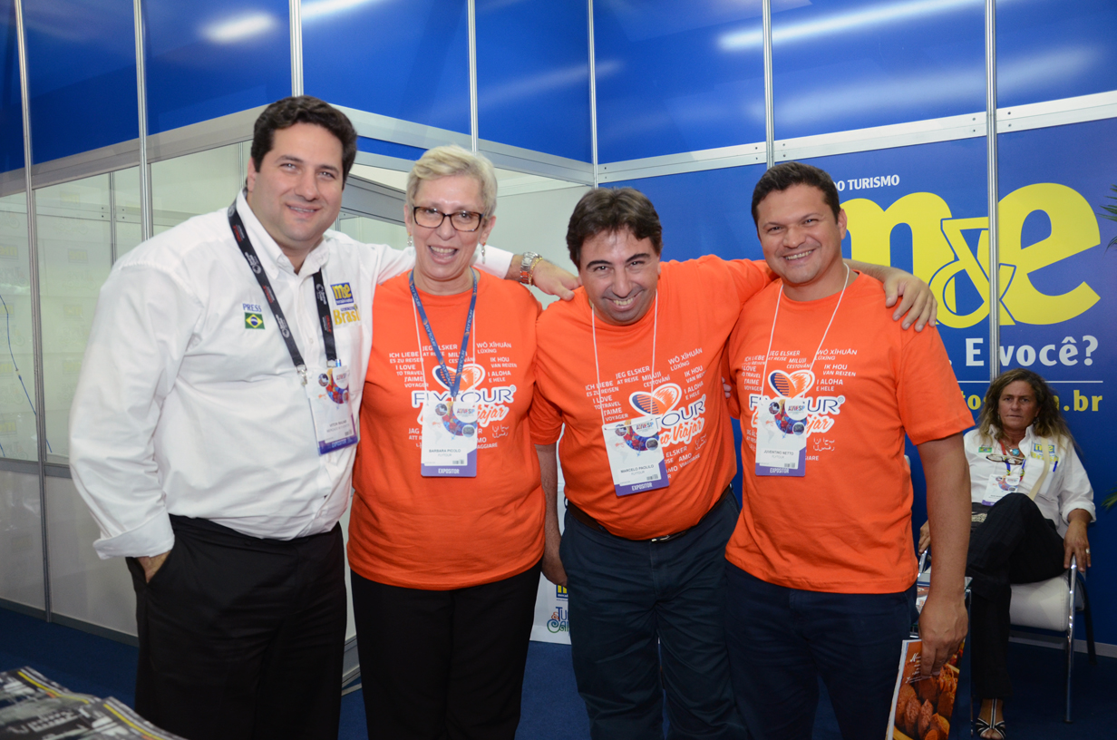 Vitor Bauab, do M&E, Barbara Picolo, Marcelo Paolilo e Juventino Netto, da Flytour