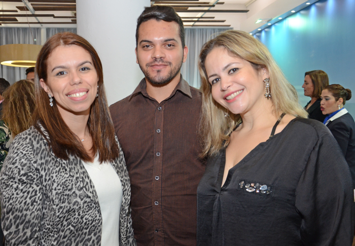Viviane Silva, Lucas Silva e Thatyana Antunes, da Flytour