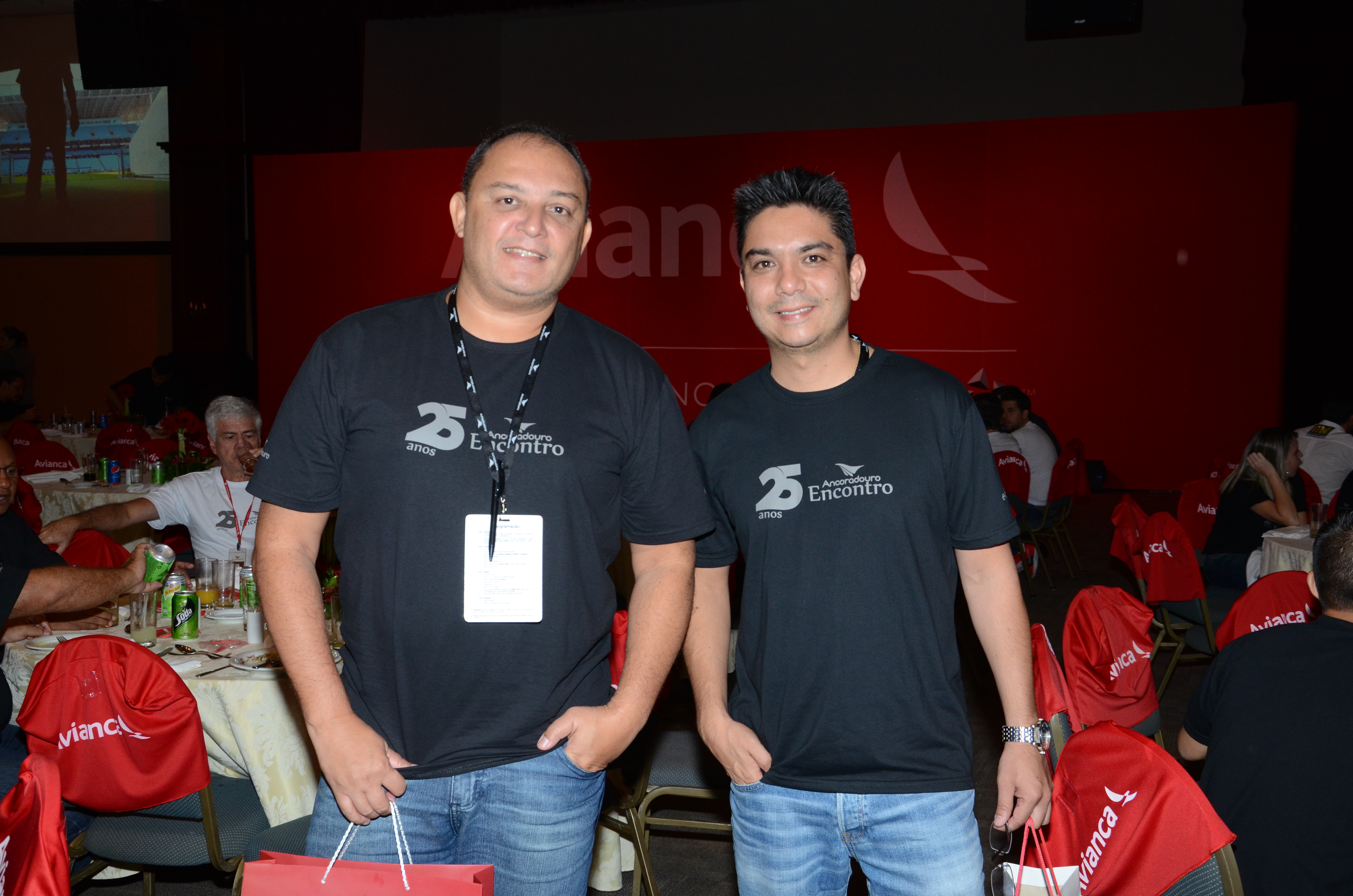Wallace Póvoas, da W Personal Travel, e Guilherme Tomita, da Skytour