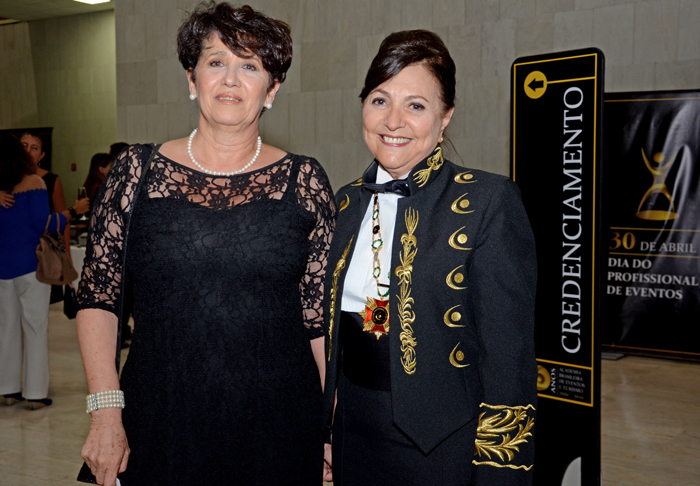 Yara Moraes, da Faap, e Marisa Canton, da Academia Brasileira de Eventos e Turismo Yara Moraes, da Faap, e Marisa Canton, da Academia Brasileira de Eventos e Turismo