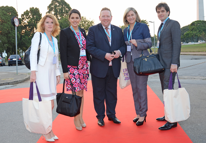 Aurore Kervoern, do Hotel Scribe Paris, Glaucia Torrez e Kees Hogetoorn, do Hotel The Grand, Carmen Otero, do Santa Clara Hotel, e Vincent Mézard, da Molitor Aurore Kervoern, do Hotel Scribe Paris, Glaucia Torrez e Kees Hogetoorn, do Hotel The Grand, Carmen Otero, do Santa Clara Hotel, e Vincent Mézard, da Molitor