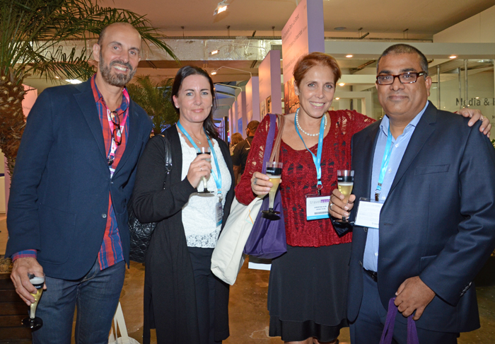 Carlos Eduardo, da Staff One Tours, Helen Bolton, do Conrad, Christina Kler, da NH Hospitality, e Ally Ahmed, do Crown Tours Carlos Eduardo, da Staff One Tours, Helen Bolton, do Conrad, Christina Kler, da NH Hospitality, e Ally Ahmed, do Crown Tours