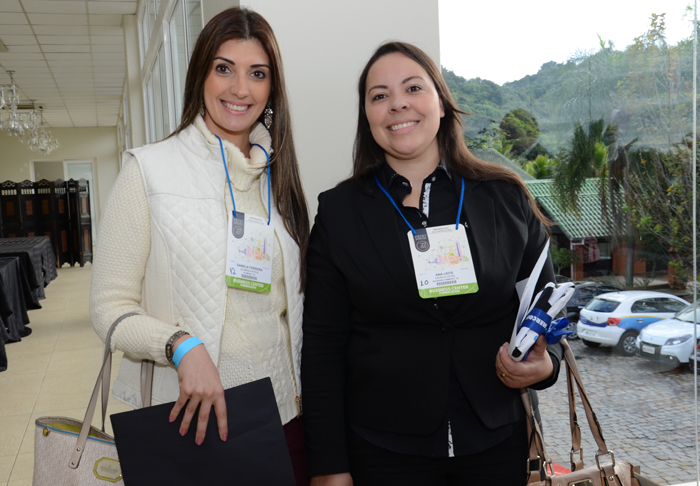 Daniela Ferreira, da Alameda Hoteis, e Ana Leite, do Vieira's Hotel Daniela Ferreira, da Alameda Hoteis, e Ana Leite, do Vieira's Hotel