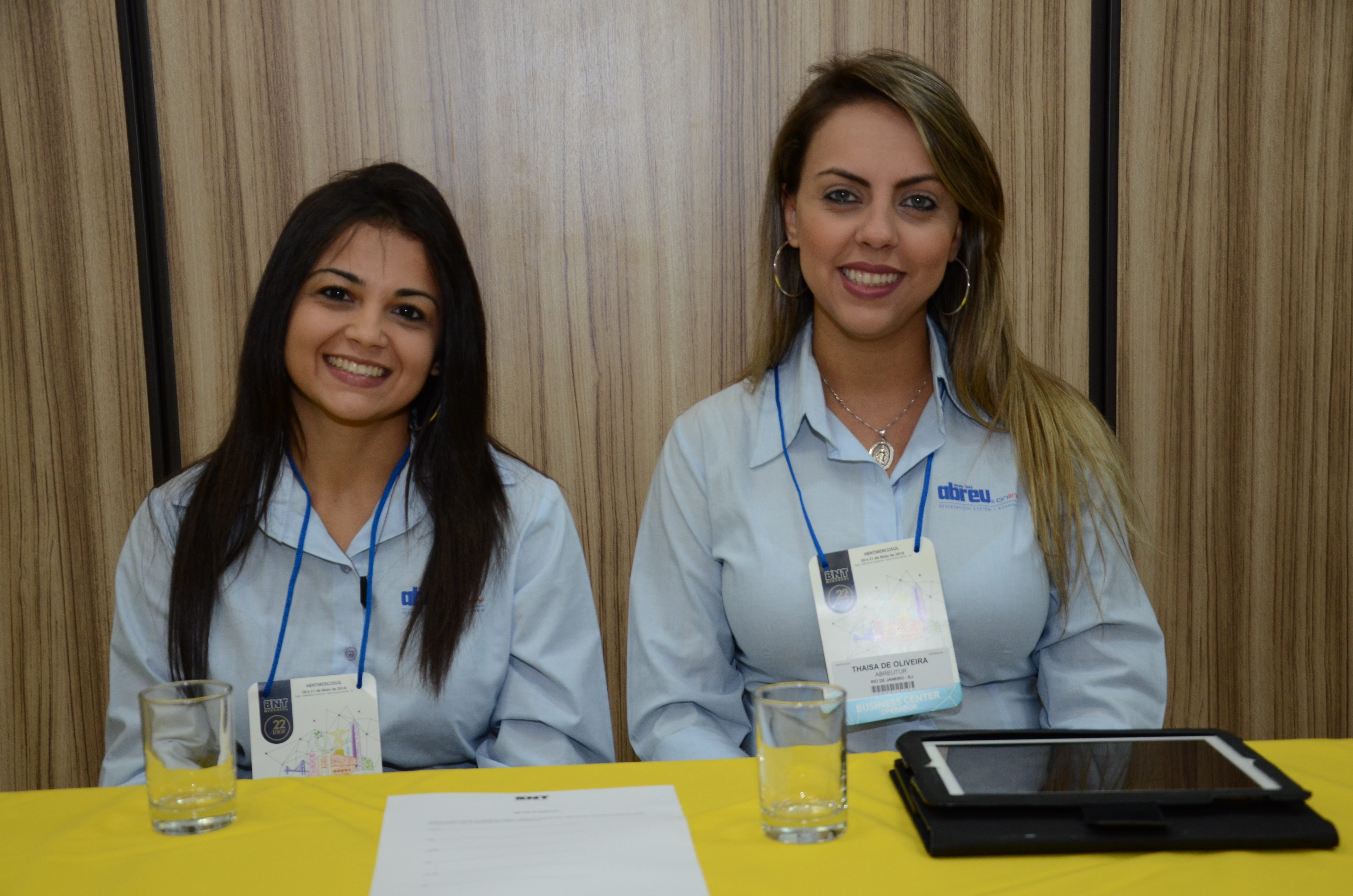 Danielle Torres e Thaisa de Oliveira, da Abreu Danielle Torres e Thaisa de Oliveira, da Abreu