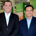 Douglas Camargo e Twee Min Wang, da Singapore Airlines
