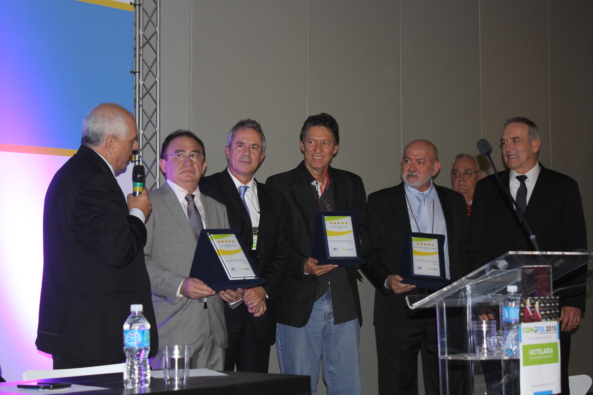Empresários homenageados pela ABIH
