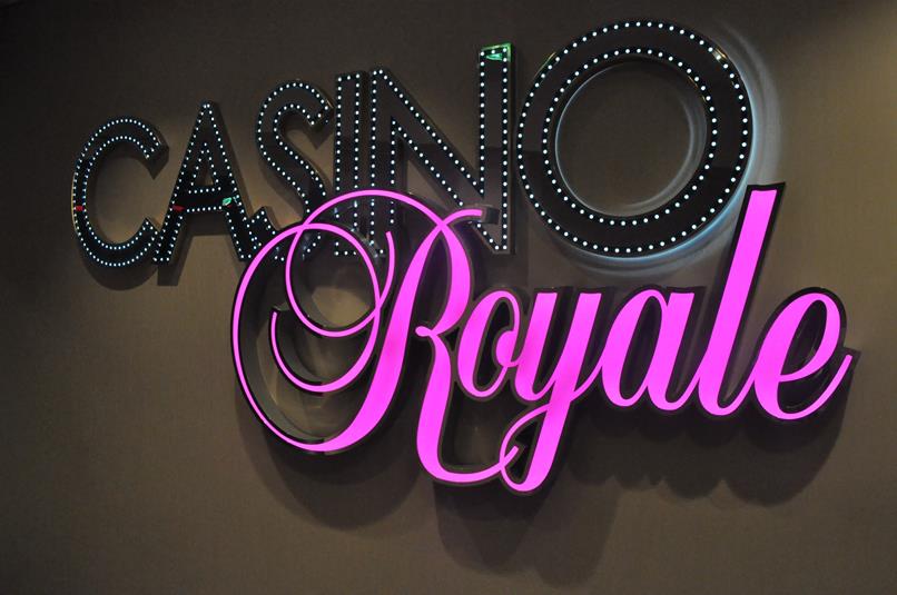 Entrada do Cassino Royale Entrada do Cassino Royale