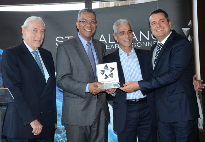 Ian Gillespie, da Avianca, Reifer de Souza e Marcos Balsamão, da Alatur JTB, e Gleyson Ranieri, da Air Canada