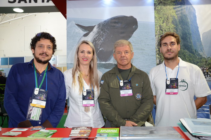 Jeser Batista e Ná Menegari, do Casa Verde, Enrique Alfredo, do Vida Sol e Mar, e Cássio Sartori, do Ingaia Ambiental