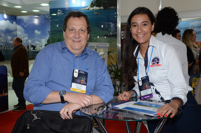 José Miguel Cecchinato, do Ranking Turismo & Eventos, com Rafaela Marques, do Beto Carrero World José Miguel Cecchinato, do Ranking Turismo & Eventos, com Rafaela Marques, do Beto Carrero World
