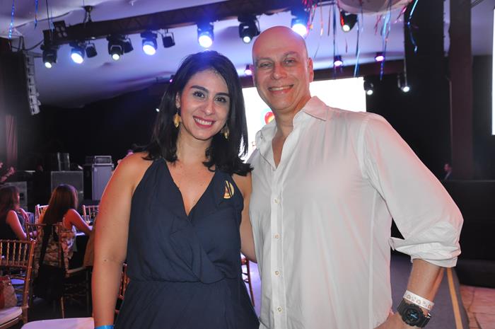 Luciana Fernandes, do M&E, e Lawrance Reinisch, da WTM