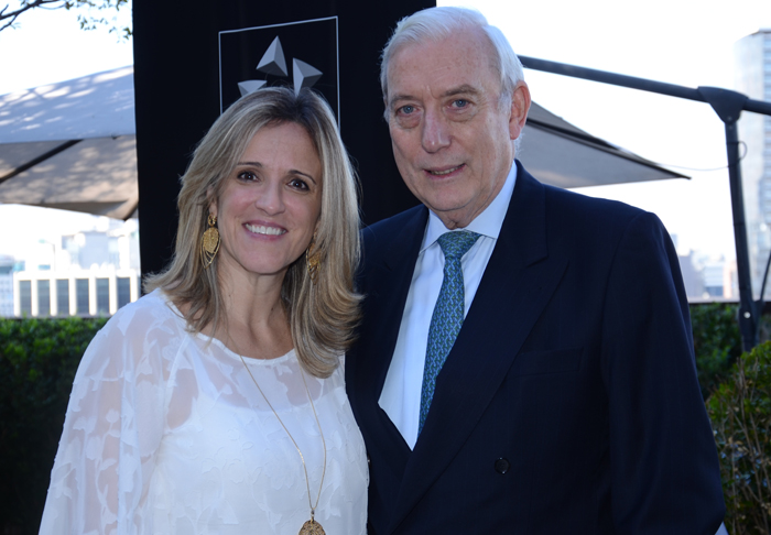 Lucimar Reis, da United, e Ian Gillespie, da Avianca