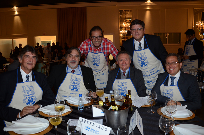 Luiz Augusto, da Sindetur-BA, Aldo Siviero, da Sindetur-RJ, Alexandre Tuma Ness, do Clube, Edmilson Rodrigues, do Sindetur-CE, Mario Lobo, do Sindetur-SC, e Carlos Palmeira, do Sindetur-AL