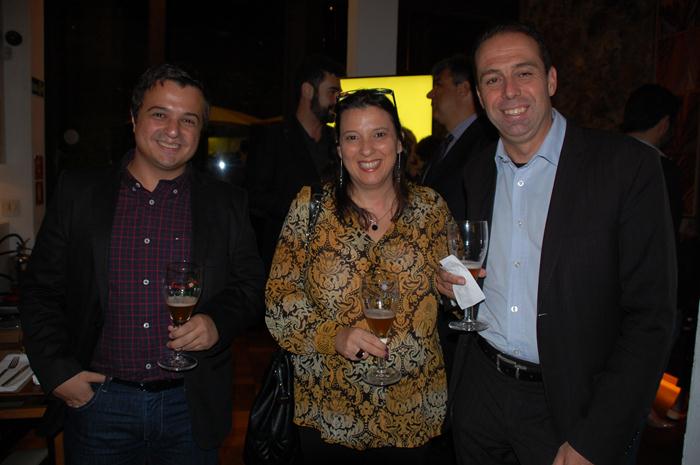 Marcel Ocampo, da Halve Maan, Jaqueline Rodrigues, da MGM e Yves Lapere, da Embaixada da Bélgica (Copy) Marcel Ocampo, da Halve Maan, Jaqueline Rodrigues, da MGM e Yves Lapere, da Embaixada da Bélgica (Copy)