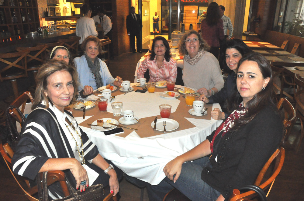Mariane Saramago, da Ematur, Leila, da Letur Space, Rossana Camarate, Heloisa Macedi, da Hallmark Turismo, Marlene Dart, da Bontourr, Nely Loureiro, da Luca Travel Turismo e Gabriela Boller, da Abctur Mariane Saramago, da Ematur, Leila, da Letur Space, Rossana Camarate, Heloisa Macedi, da Hallmark Turismo, Marlene Dart, da Bontourr, Nely Loureiro, da Luca Travel Turismo e Gabriela Boller, da Abctur