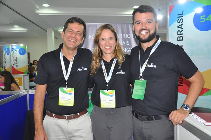 Mauro Barros, Alessandra Branco e Alan Machado, do Marriott Mauro Barros, Alessandra Branco e Alan Machado, do Marriott