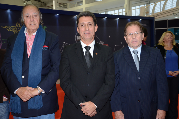 Michel Tuma Ness, da Fenactur, Rogério Siqueira, do Beto Carrero World, e Valdir Walendowsky, da Santur