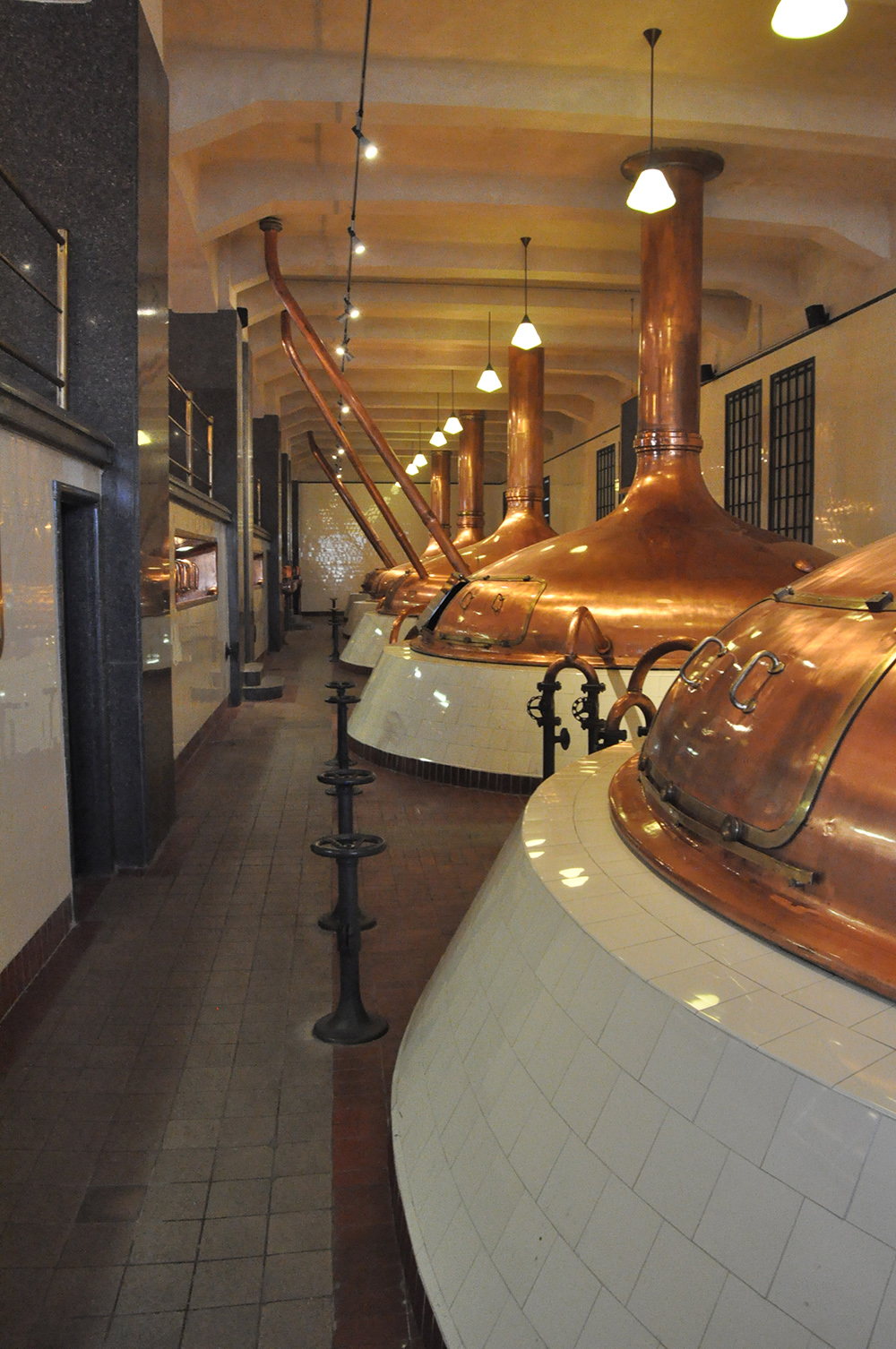 PLZEN - Passeio pela fábrica da Pilsner Urquell explica, em detalhes, todo processo de produção da cerveja PLZEN - Passeio pela fábrica da Pilsner Urquell explica, em detalhes, todo processo de produção da cerveja