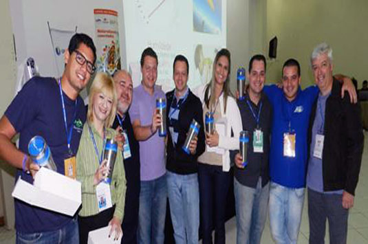 Rafael Carneiro, Joelma Araújo, Edilson Fernandes, Reinaldo Borelli, Ely Bandeira, Grazielle Tostes, Renato Camargo, Daniel Moser e Sergio Lopes Rafael Carneiro, Joelma Araújo, Edilson Fernandes, Reinaldo Borelli, Ely Bandeira, Grazielle Tostes, Renato Camargo, Daniel Moser e Sergio Lopes