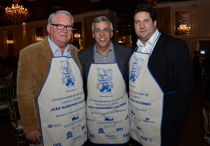 Roy Taylor e Vitor Bauab, do M&E, com Claudio Dias, da Santa & Bella Turismo e Receptivo