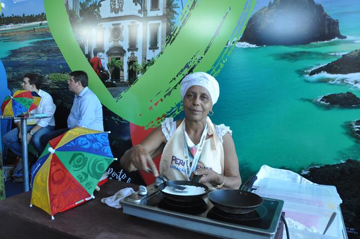 Tapioca servida na feira mostra pedacinho da cultura nordestina 